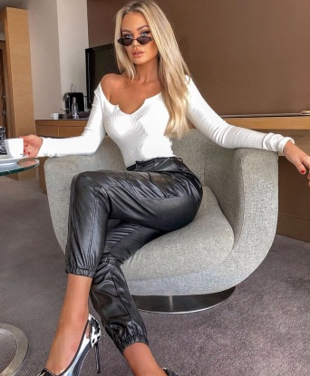 Марина, 24 года